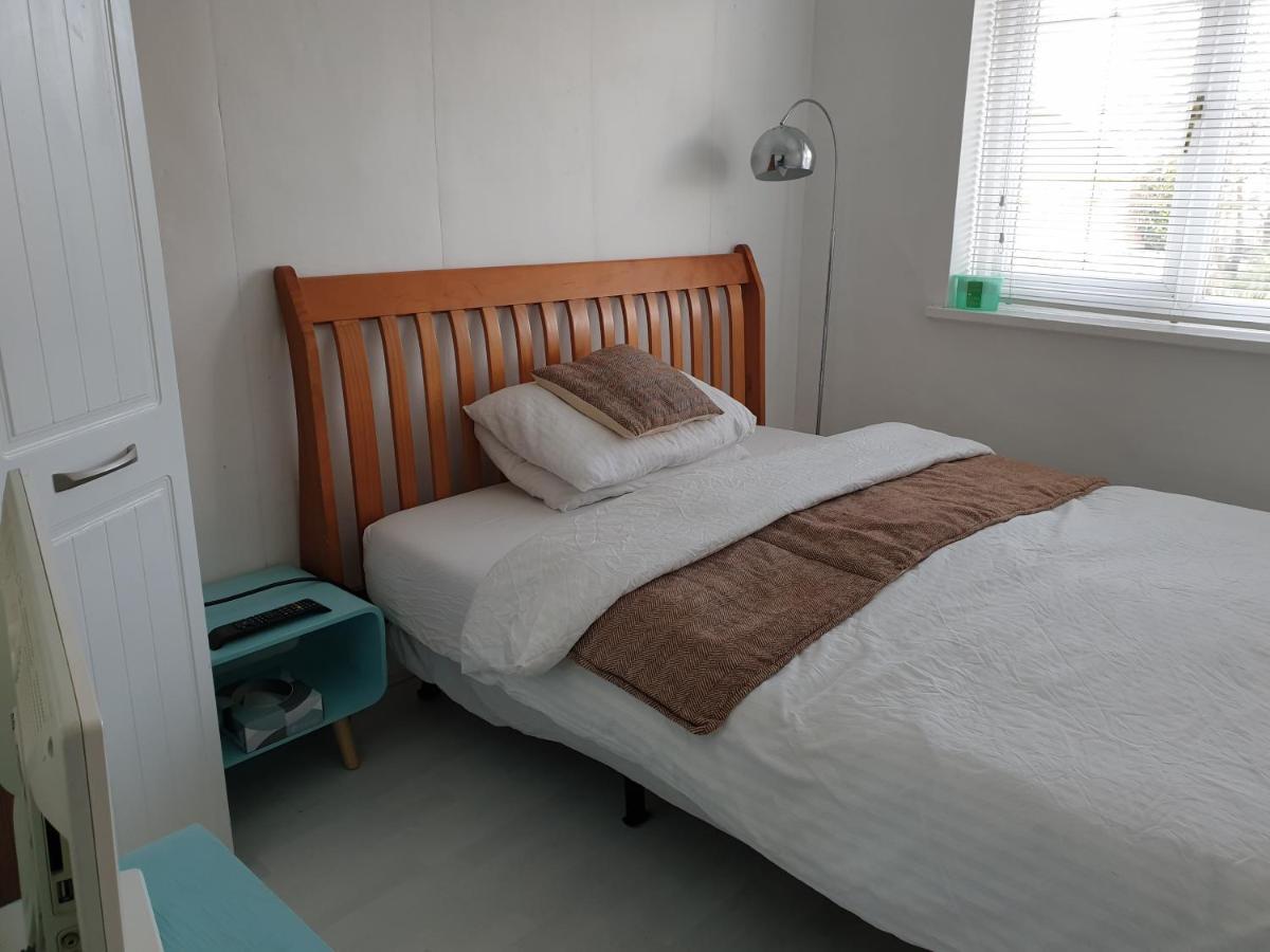 Tropical Garden Oasis Rooms Бирмингам Екстериор снимка